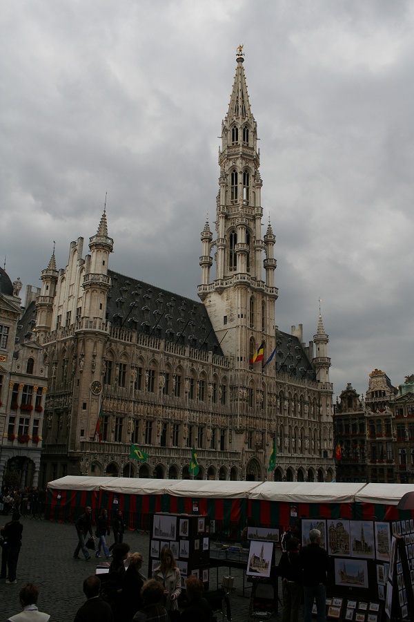Grote Markt, Stadhuis
