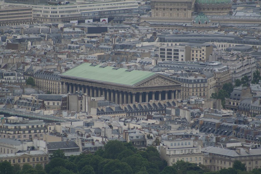 Eiffeltoren, zicht op La Madeleine