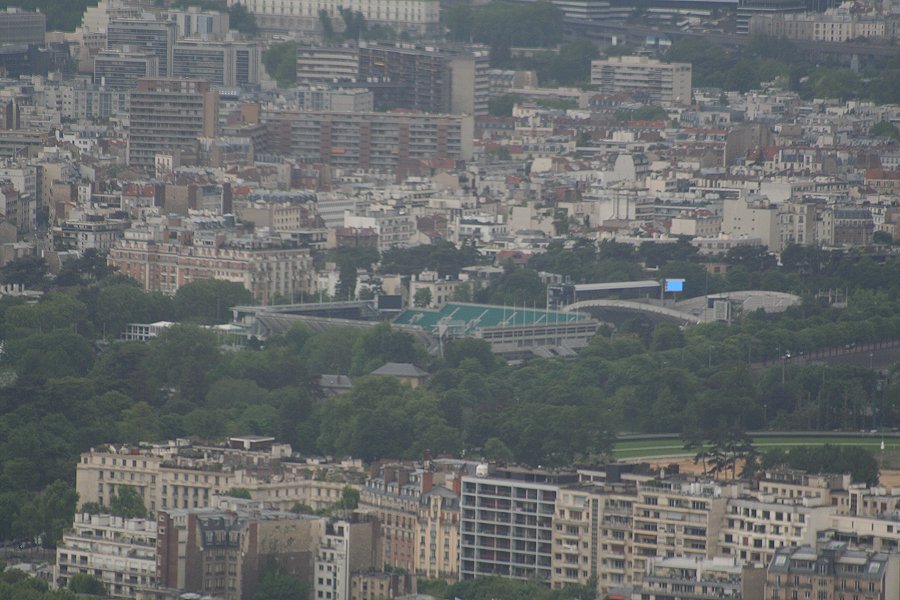 Eiffeltoren, zicht op Roland Garros