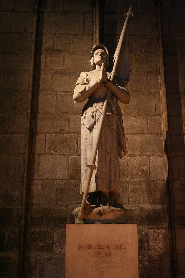 Ntre Dame, Jeanne d'Arc